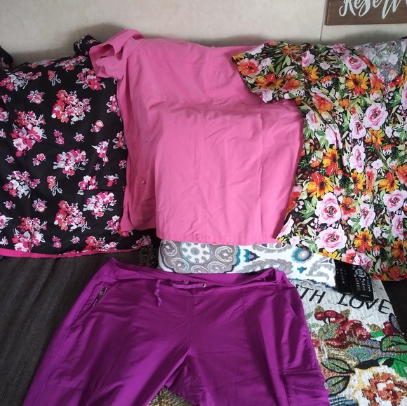 Hot Scrub Bundle!!! - Picture 1 of 4